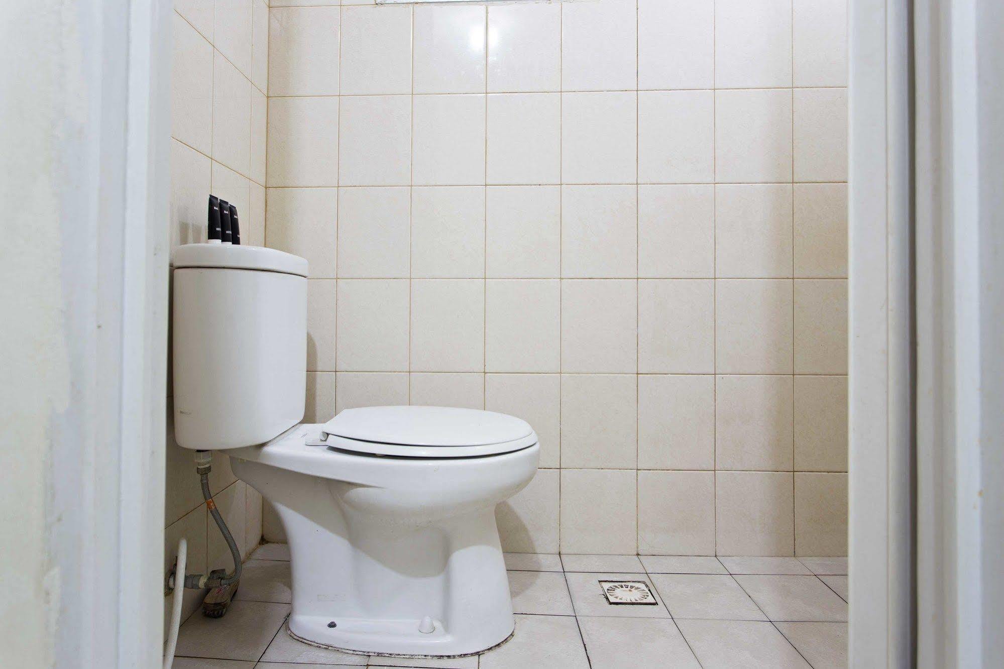 Reddoorz Apartment @ Pulo Gadung Τζακάρτα Εξωτερικό φωτογραφία