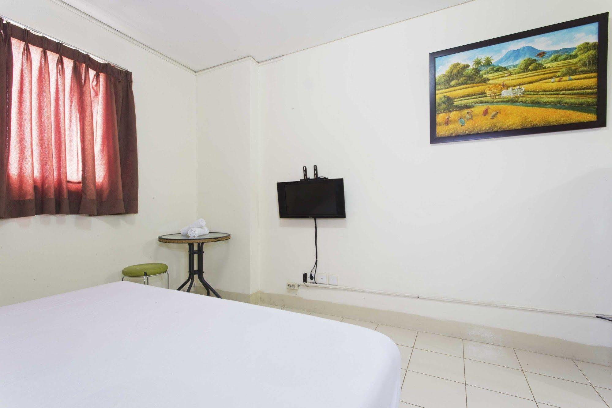 Reddoorz Apartment @ Pulo Gadung Τζακάρτα Εξωτερικό φωτογραφία